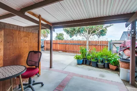 Exterior - 1034 Bartlett Dr, Vista, CA 92084 photo 4 of 7