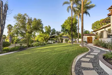 Exterior - 2103 Sunnyside Ave, El Cajon, CA 92019 photo 8 of 11