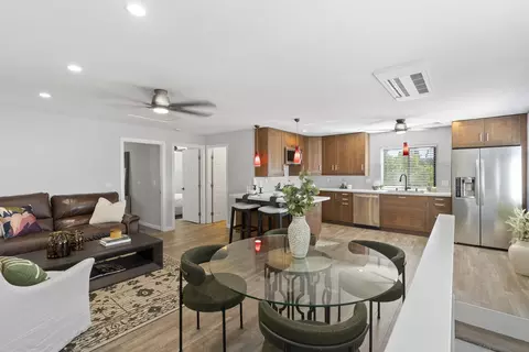 Dining - 2103 Sunnyside Ave, El Cajon, CA 92019 photo 2 of 2