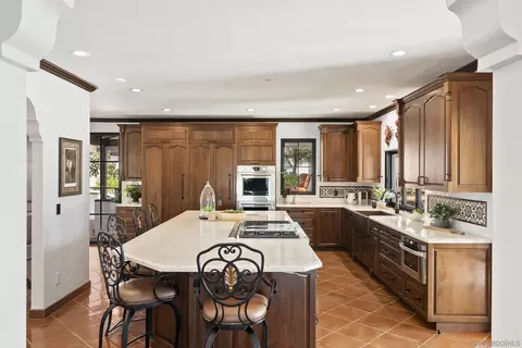 Kitchen - 2103 Sunnyside Ave, El Cajon, CA 92019 photo 1 of 2