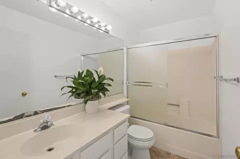 Bath - 1487 Bay Meadows Dr, Alpine, CA 91901 photo 2 of 2