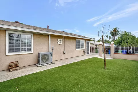 12004-06 Winter Gardens Dr, Lakeside, CA 92040