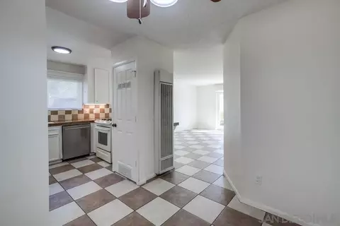 10232 Princess Sarit Way, Santee, CA 92071 photo 12