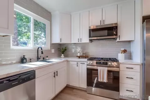 Kitchen - 3227 Fairway Dr, La Mesa, CA 91941 photo 6 of 9