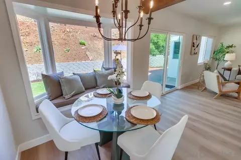 Dining - 3227 Fairway Dr, La Mesa, CA 91941 photo 3 of 5
