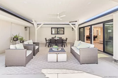 896 La Jolla Rancho Rd, La Jolla, CA 92037 photo 29