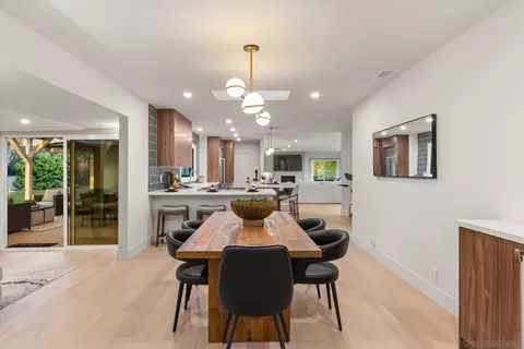 896 La Jolla Rancho Rd, La Jolla, CA 92037 photo 32