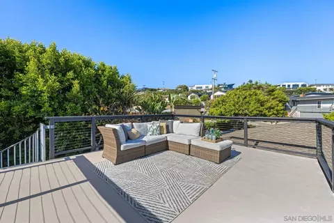 896 La Jolla Rancho Rd, La Jolla, CA 92037 photo 18