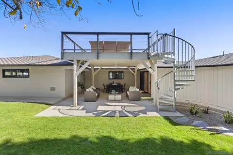 896 La Jolla Rancho Rd, La Jolla, CA 92037 photo 27