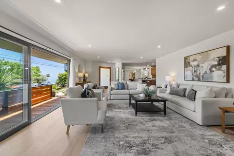 896 La Jolla Rancho Rd, La Jolla, CA 92037 photo 10