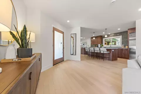 896 La Jolla Rancho Rd, La Jolla, CA 92037 photo 42