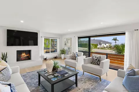 896 La Jolla Rancho Rd, La Jolla, CA 92037 photo 7