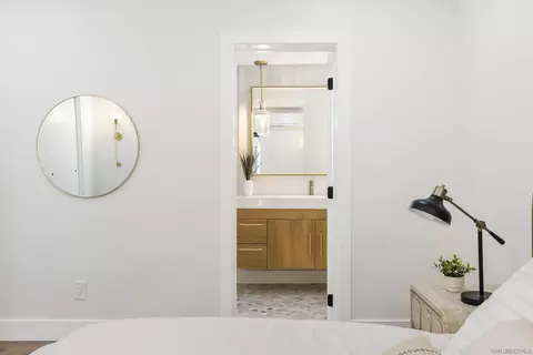 Bedroom - 1219 Coast Blvd #3, La Jolla, CA 92037 photo 2 of 3