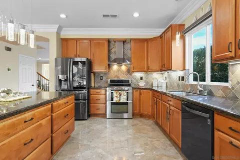 1626 Coolsprings Ct, Chula Vista, CA 91913 photo 13