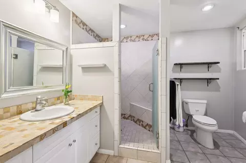 Bath - 10629 Challenge Blvd, La Mesa, CA 91941 photo 1 of 3