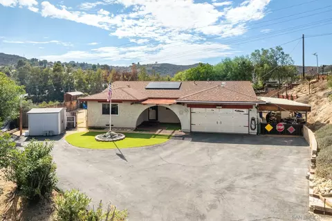 Exterior - 8944 Bower Ln, Lakeside, CA 92040 photo 3 of 14