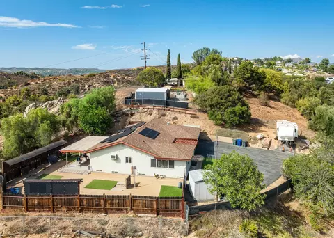View/Area - 8944 Bower Ln, Lakeside, CA 92040 photo 5 of 10