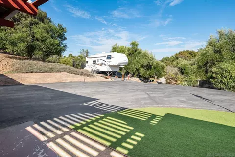 Exterior - 8944 Bower Ln, Lakeside, CA 92040 photo 4 of 14
