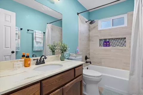 Bath - 10871 El Nopal, Santee, CA 92071 photo 1 of 4