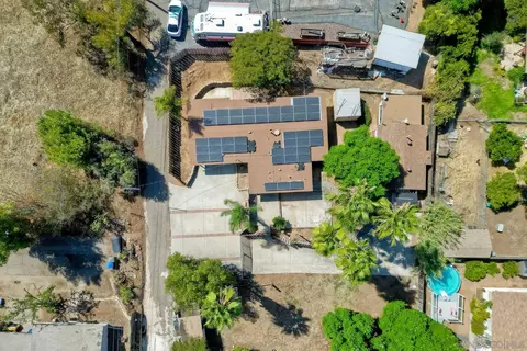 9125 Creekford Dr, Lakeside, CA 92040