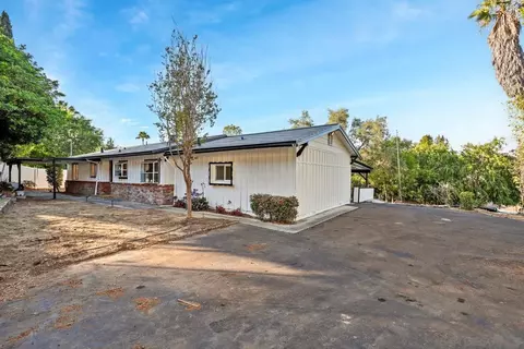 Exterior - 3918 Calavo Dr, La Mesa, CA 91941 photo 8 of 9
