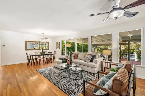 Living - 3918 Calavo Dr, La Mesa, CA 91941 photo 2 of 4