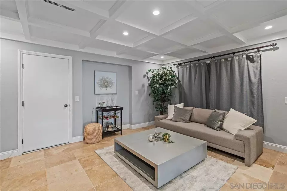 Living - 22682 S Canada Ct, Lake Forest, CA 92630 photo 4 of 4