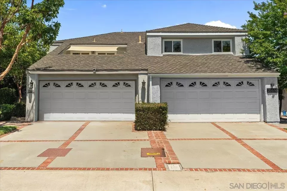 Exterior - 22682 S Canada Ct, Lake Forest, CA 92630 photo 2 of 5