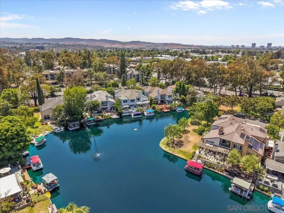 View/Area - 22682 S Canada Ct, Lake Forest, CA 92630 photo 4 of 5