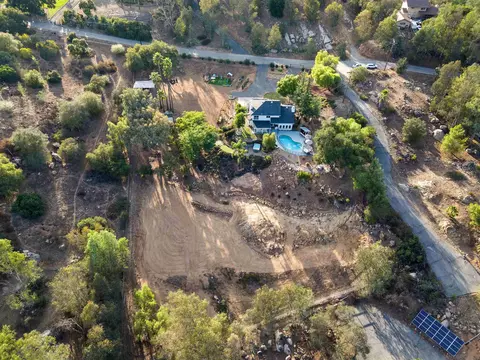 View/Area - 28793 Stonegate Dr, Valley Center, CA 92082 photo 6 of 7