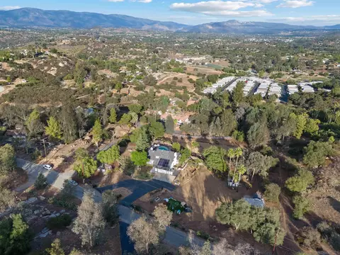 View/Area - 28793 Stonegate Dr, Valley Center, CA 92082 photo 4 of 7