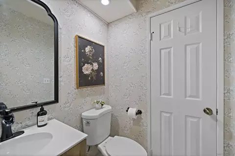 Bath - 28793 Stonegate Dr, Valley Center, CA 92082 photo 1 of 4