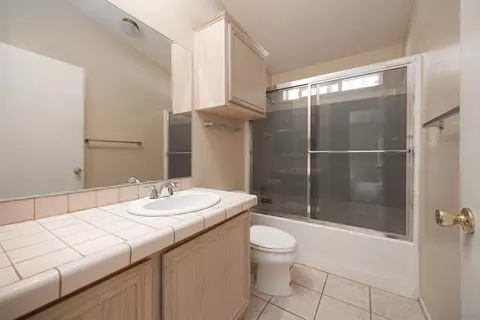 Bath - 4650 Dulin Rd #162, Fallbrook, CA 92028 photo 1 of 2