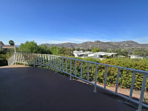 Exterior - 4650 Dulin Rd #162, Fallbrook, CA 92028 photo 6 of 11