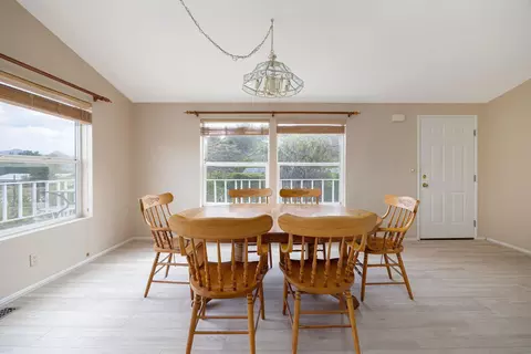 Dining - 4650 Dulin Rd #162, Fallbrook, CA 92028 photo 1 of 2