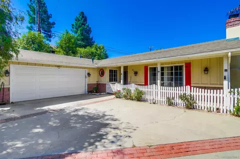710 Ceramic Ln, Fallbrook, CA 92028