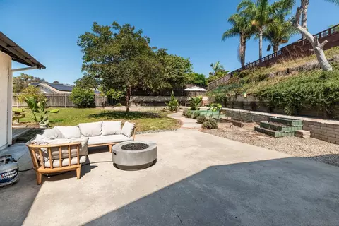 Exterior - 3325 Heather Ln, Oceanside, CA 92056 photo 3 of 11