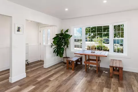 Entry Way - 3325 Heather Ln, Oceanside, CA 92056 photo 1 of 2