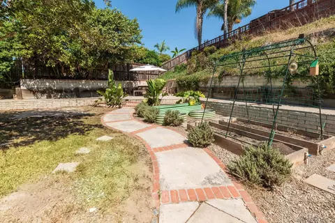 Exterior - 3325 Heather Ln, Oceanside, CA 92056 photo 4 of 11