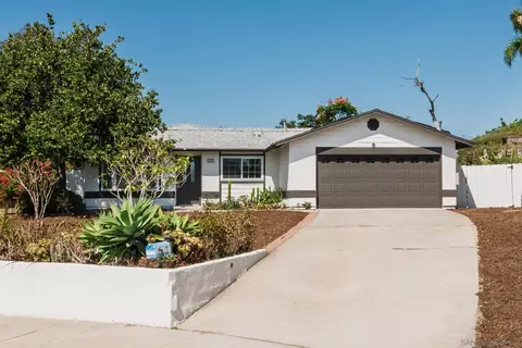 3325 Heather Ln, Oceanside, CA 92056