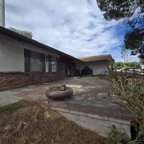 323 Lila Ln, El Cajon, CA 92021 photo 3