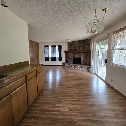 323 Lila Ln, El Cajon, CA 92021 photo 7