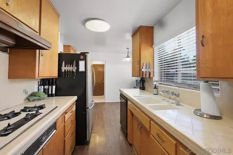 Kitchen - 4310 Resmar Rd, La Mesa, CA 91941 photo 4 of 4