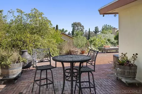 Exterior - 4310 Resmar Rd, La Mesa, CA 91941 photo 14 of 20