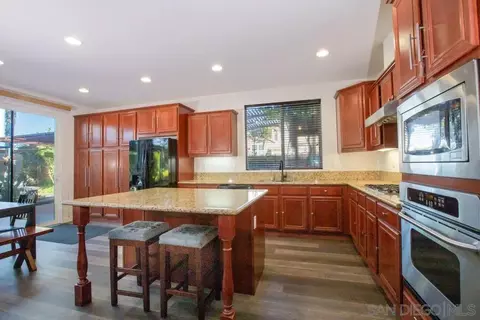 Kitchen - 31340 Locust Ct, Temecula, CA 92592 photo 1 of 2