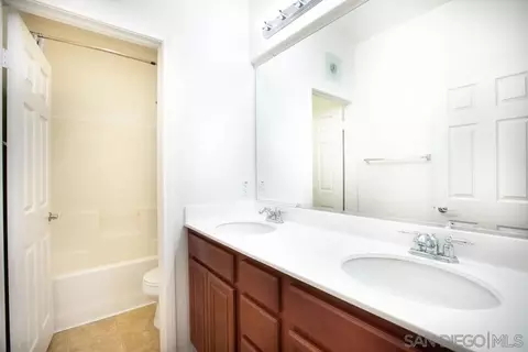 Bath - 31340 Locust Ct, Temecula, CA 92592 photo 3 of 3