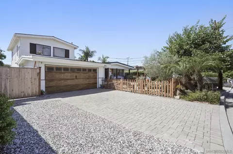 3275 Maezel Ln, Carlsbad, CA 92008