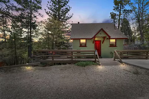 568 Wanita Ln, Big Bear Lake, CA 92315