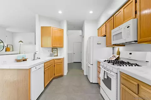 1802 Key Largo Rd, Vista, CA 92081 photo 8