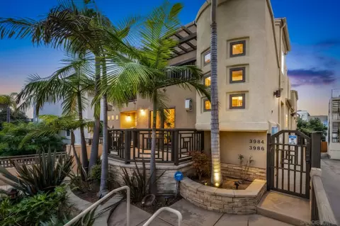 3986 Riviera Dr, San Diego, CA 92109